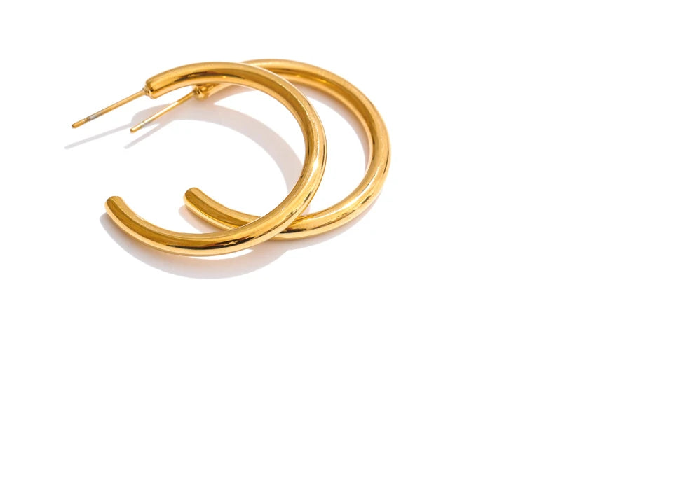 18K Gold-Plated Minimalist Hoop Earrings — Waterproof Stainless Steel | 25–70mm