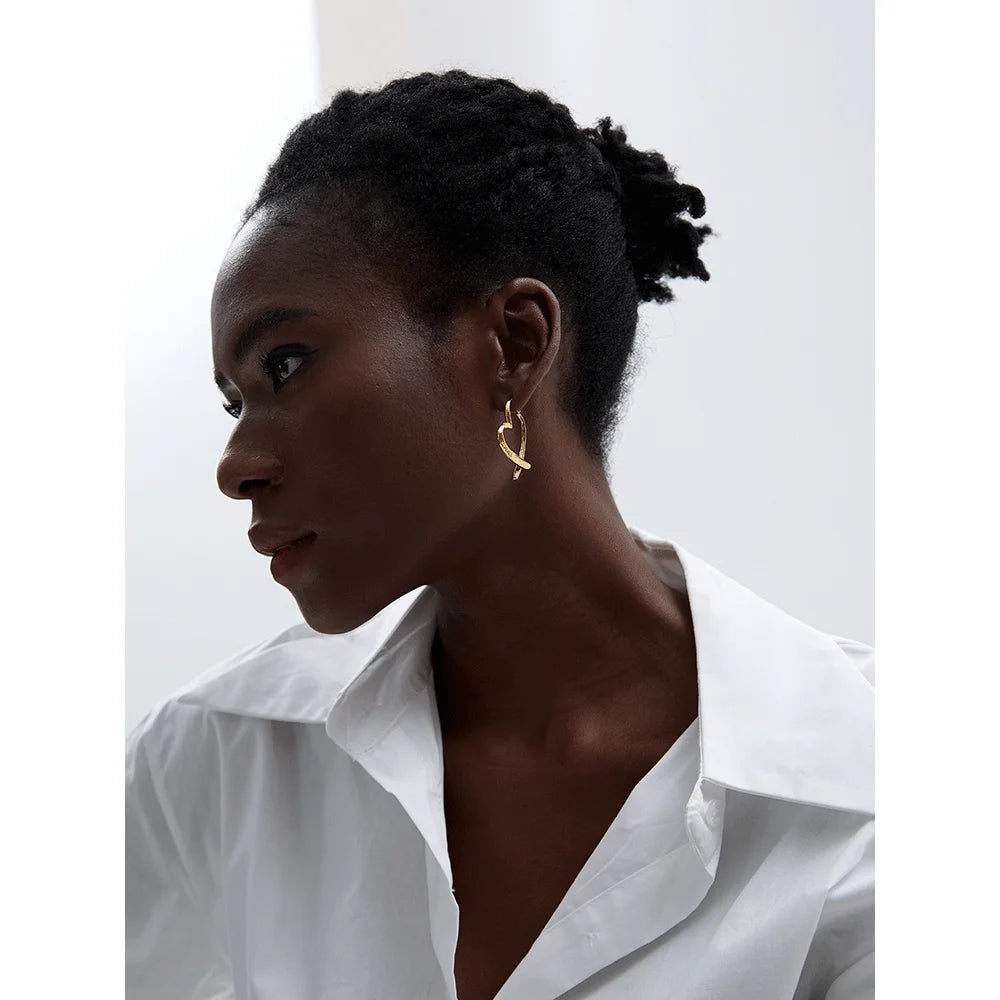 Hollow Heart Hoop Earrings — 18K Gold-Plated Stainless Steel | Anti-Allergic