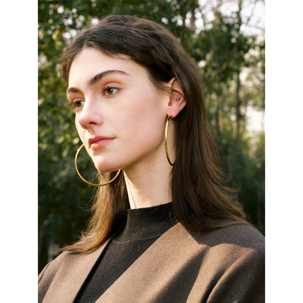 18K Gold-Plated Minimalist Hoop Earrings — Waterproof Stainless Steel | 25–70mm