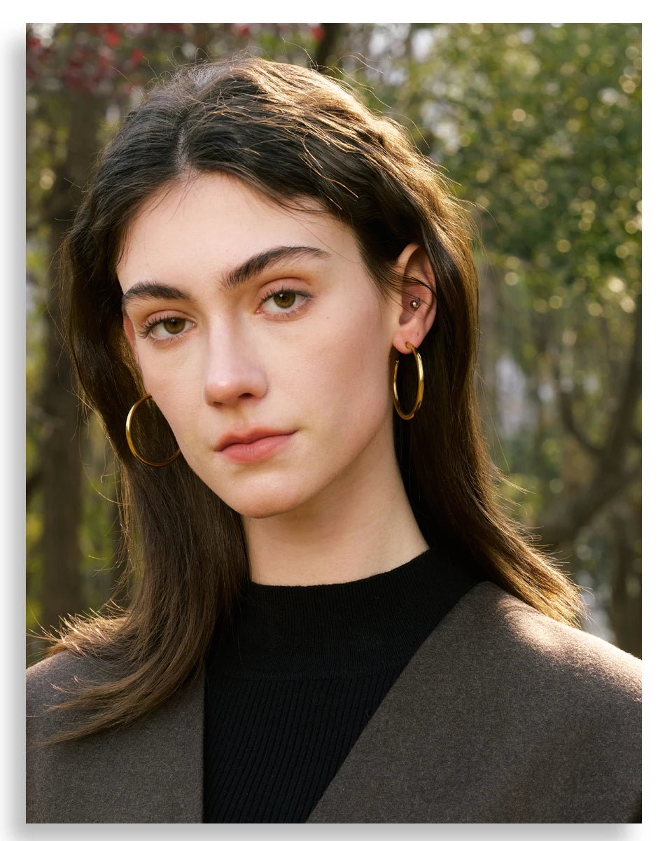 18K Gold-Plated Minimalist Hoop Earrings — Waterproof Stainless Steel | 25–70mm