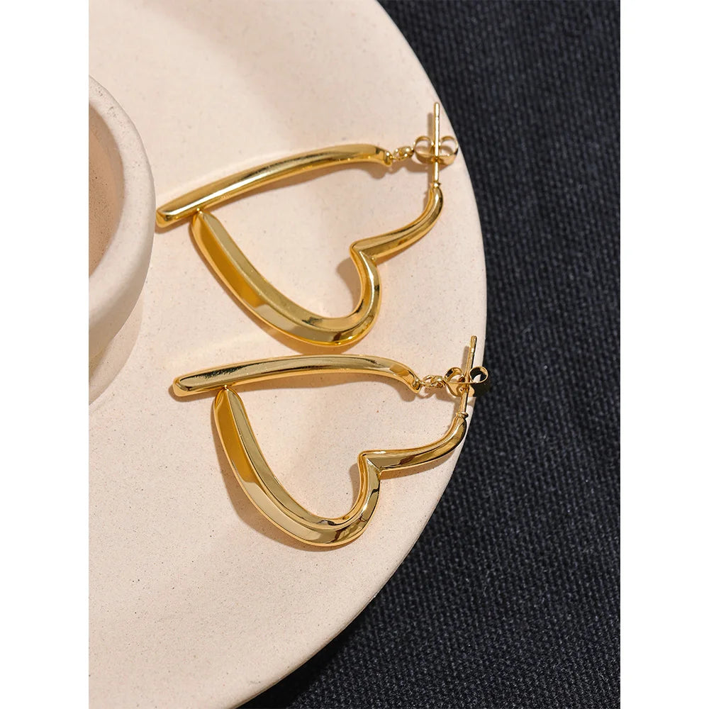 Hollow Heart Hoop Earrings — 18K Gold-Plated Stainless Steel | Anti-Allergic